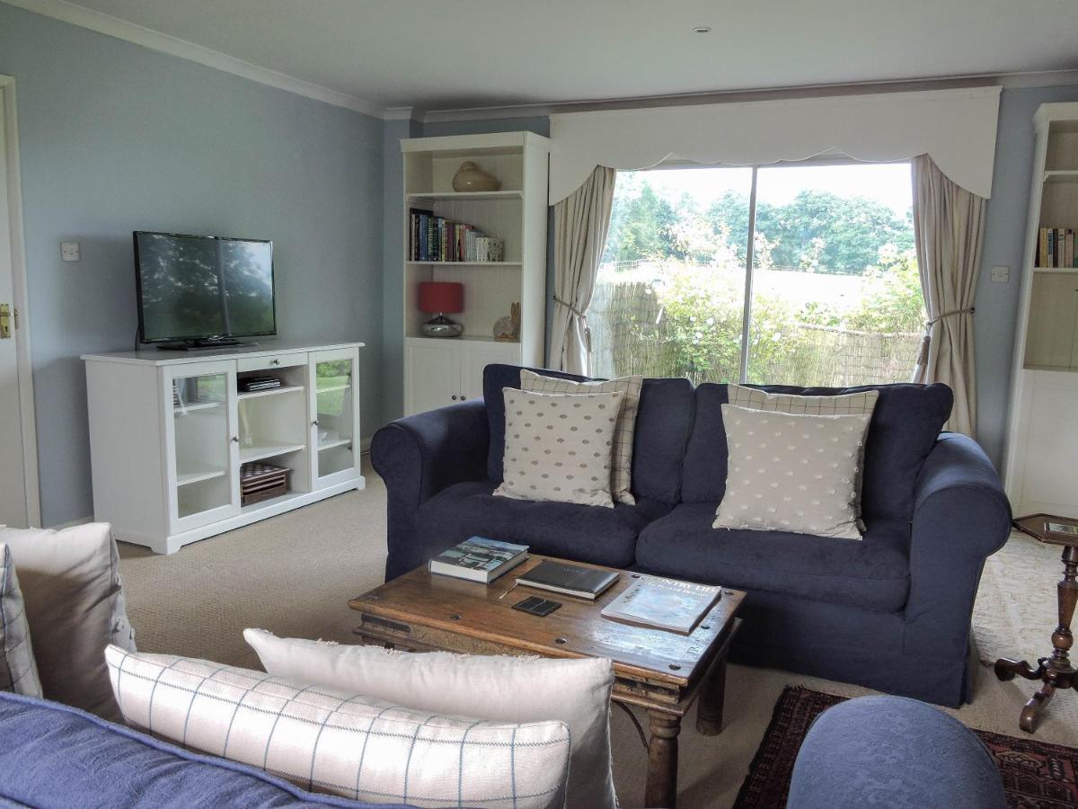 Snaffles Villa Royal Tunbridge Wells Exterior foto