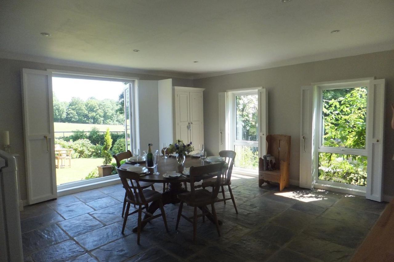 Snaffles Villa Royal Tunbridge Wells Exterior foto